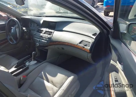 2011 Honda Accord 2.4 Ex-L z USA, uszkodzony, nr VIN 1HGCP2F81BA103055